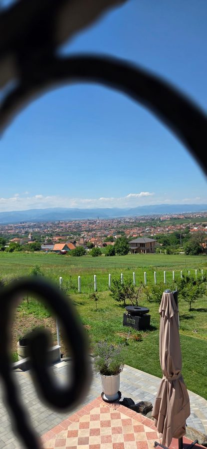 Panorama Sibiului, de pe balcon — Villa Gouster